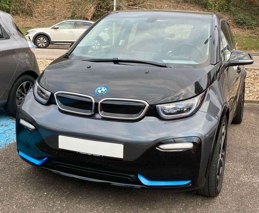i3