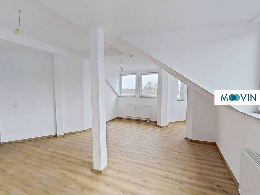 Bezaubernde und frisch modernisierte 3-Zimmer-AltbauWohnung mit Tageslichtbad