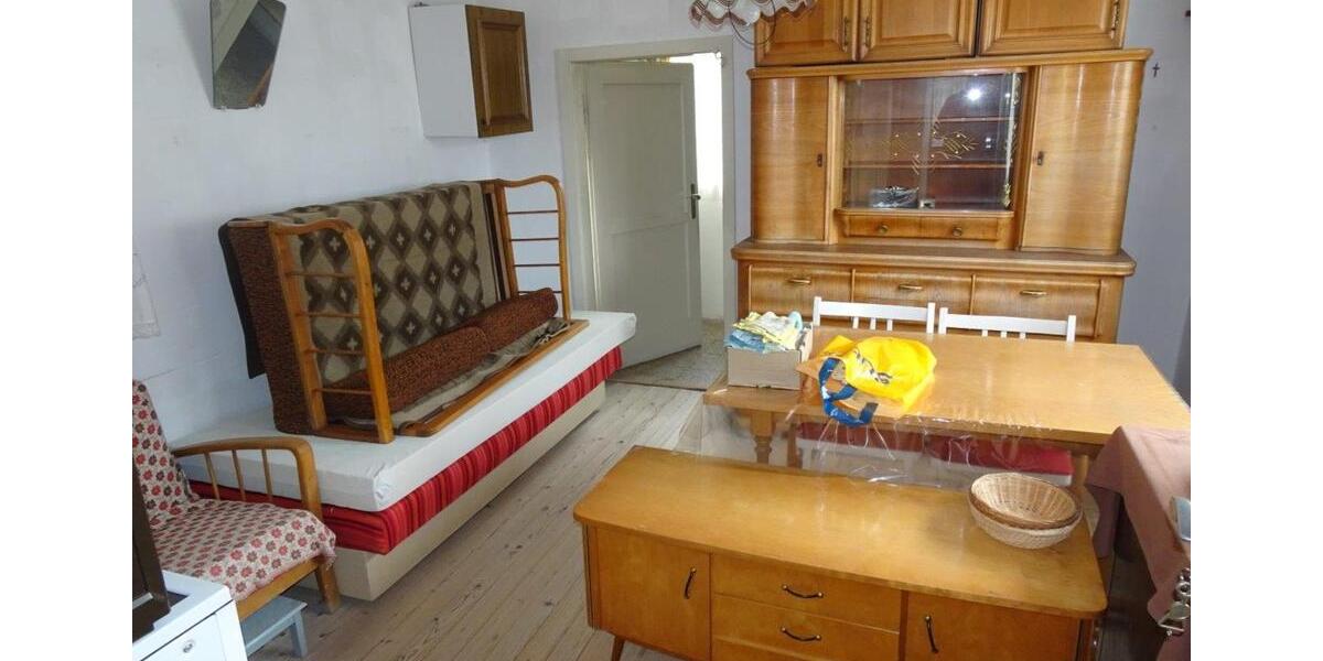 Einfamilienhaus Dingolfing - 10 Zimmer, 260 m&sup2;, 1.500&euro; | Angebot:25523082