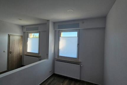 Haus Bernburg (Saale) - 4 Zimmer, 140 m&sup2;, 1.500&euro; | Angebot:26381429