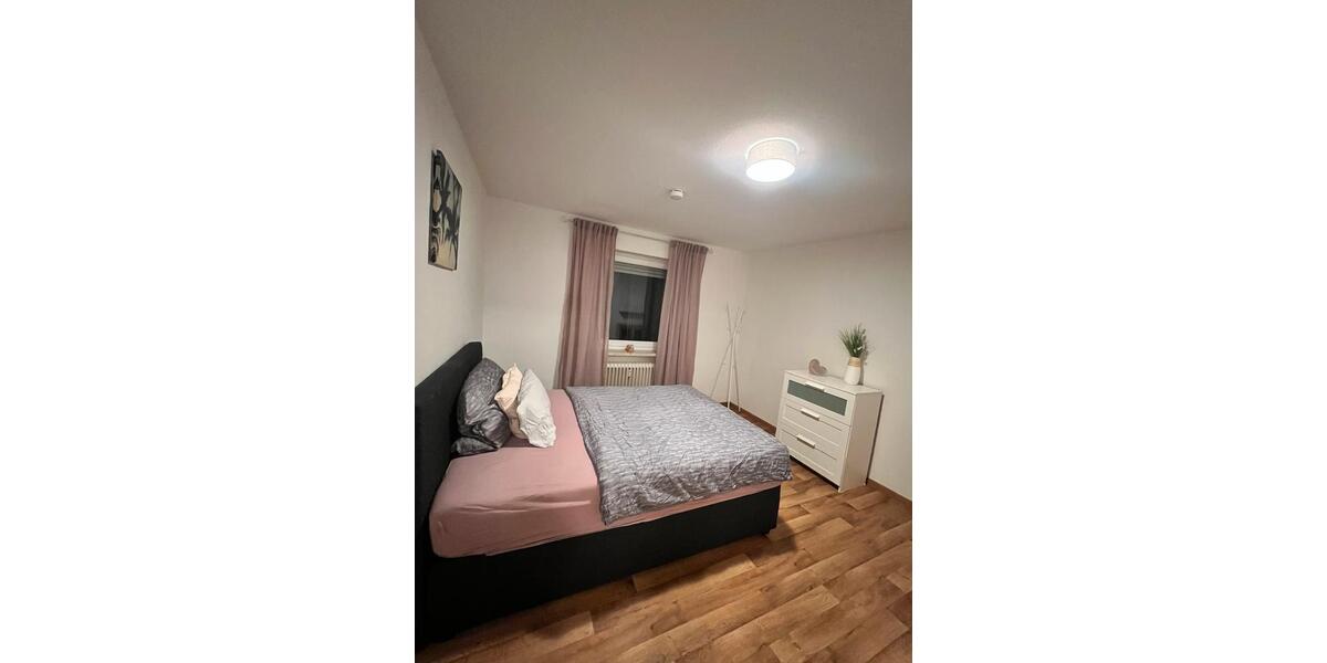Erdgeschoßwohnung Freilassing - 1 Zimmer, 8 m&sup2;, 600&euro; | Angebot:26688607