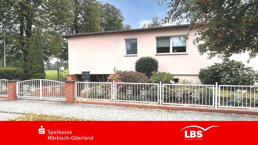 Einfamilienhaus Neutrebbin - 4 Zimmer, 102 m&sup2;, 240.000&euro; | Angebot:25198342
