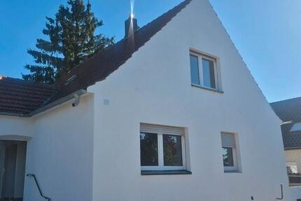 Haus Kirchlengern - 6 Zimmer, 174 m&sup2;, 1.400&euro; | Angebot:26409453