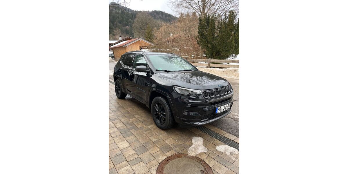 Jeep Compass 65.000 km 19.900 &euro; Fischbachau 83730