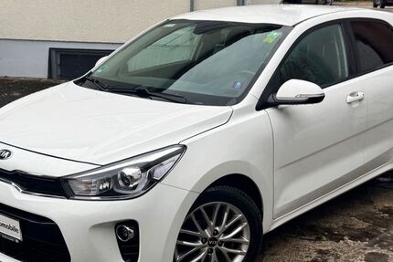 Kia Rio 120.500 km 7.490 € München 81829