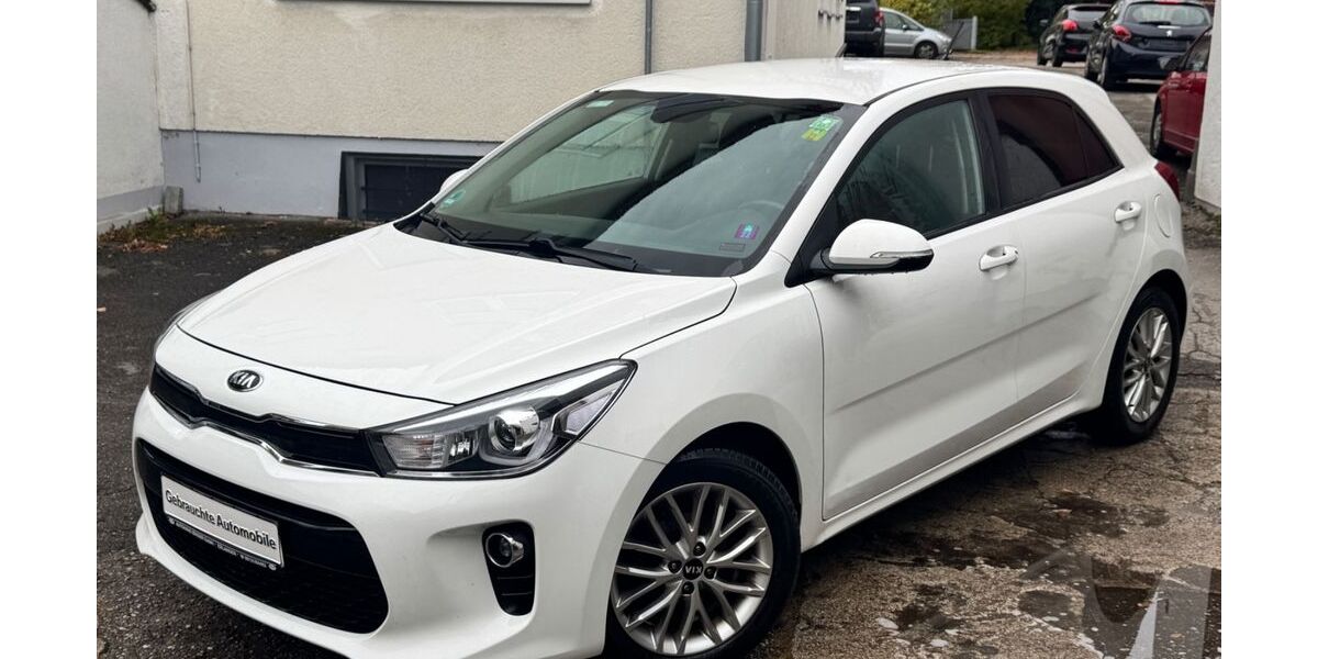 Kia Rio 120.500 km 7.490 € München 81829