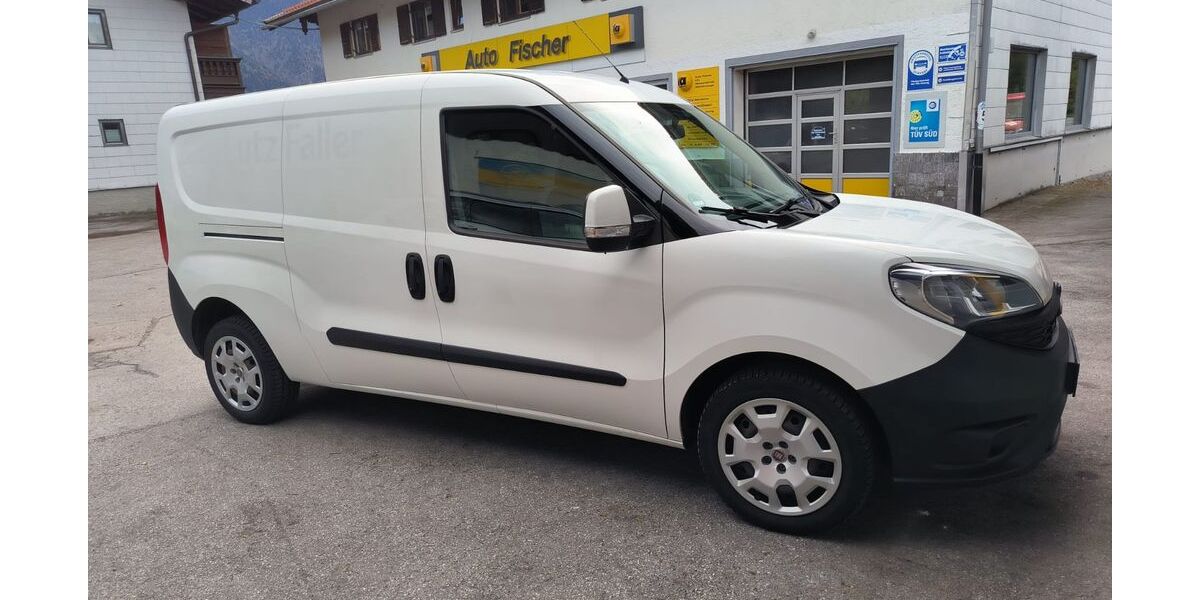 Fiat Doblo 81.500 km 12.499 &euro; München 81667