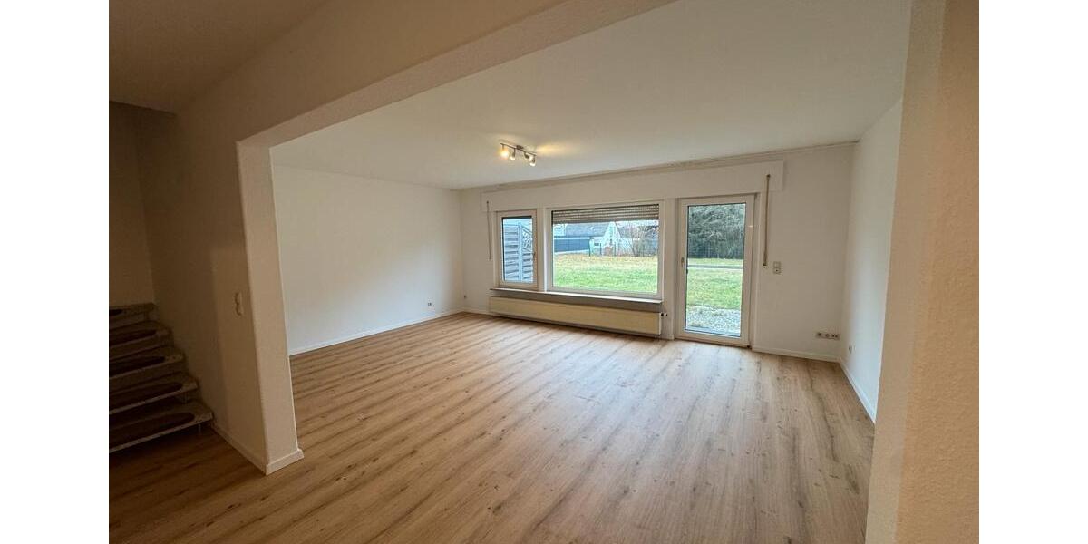 Teilsanierte Doppelhaushälfte mit Garten in Kaltenbrunn 4 zimmer