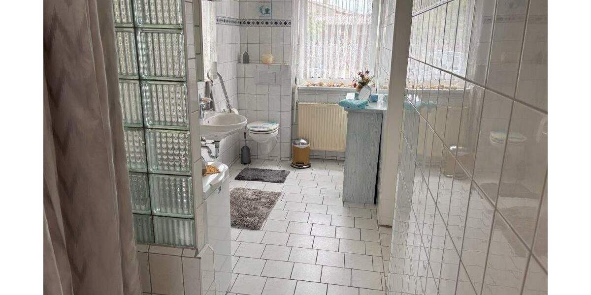 Einfamilienhaus Lenzen - 4 Zimmer, 136 m&sup2;, 128.000&euro; | Angebot:25797572