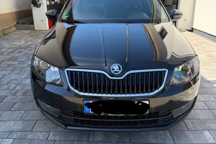 Skoda Octavia 116.000 km 12.121 &euro; Rheinhausen 79365