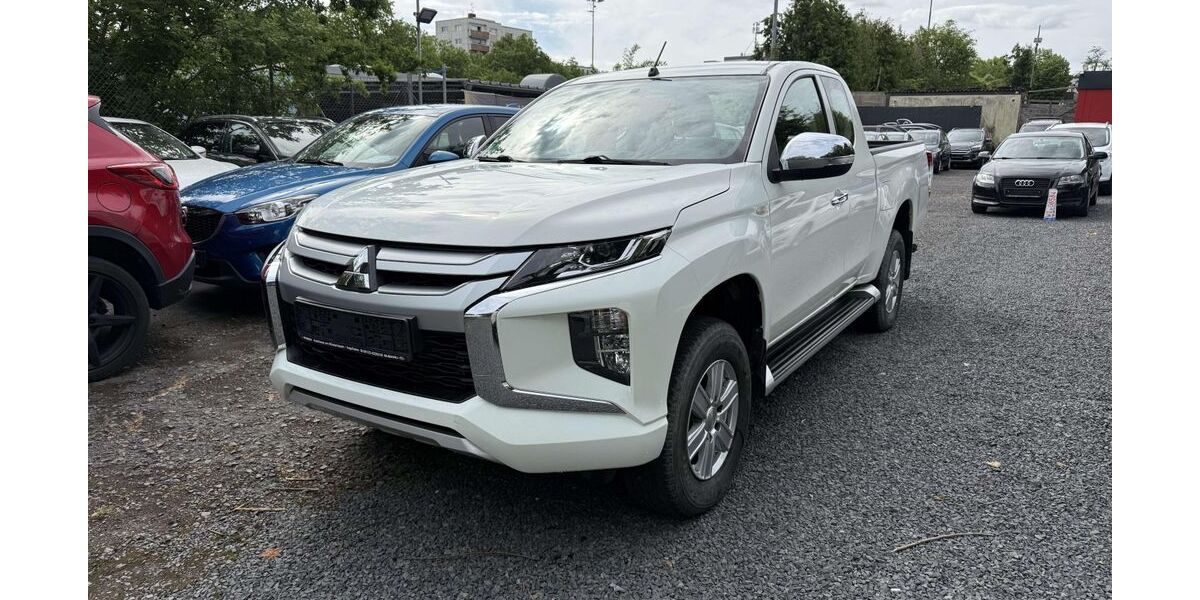 Mitsubishi L200 48.000 km 22.999 &euro; Wiesbaden 65197