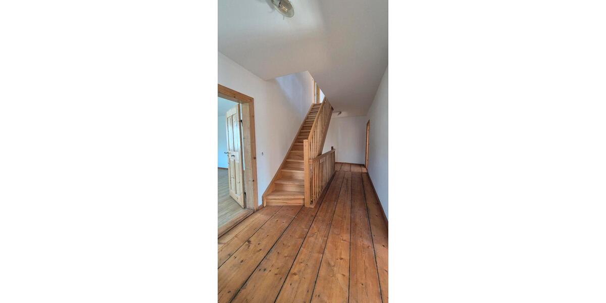 Bauernhaus, Landhaus Pähl - 8 Zimmer, 200 m&sup2;, 2.190&euro; | Angebot:26383332