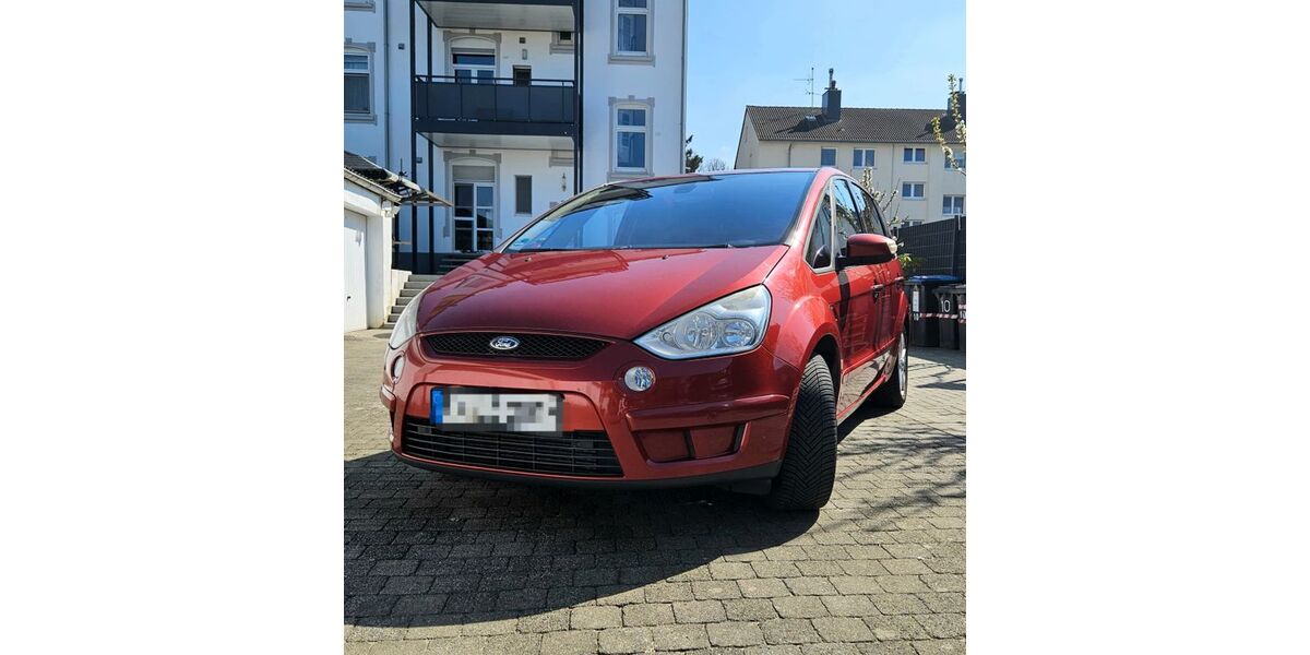 Ford S-Max 261.286 km 4.300 &euro; Hattingen 45527