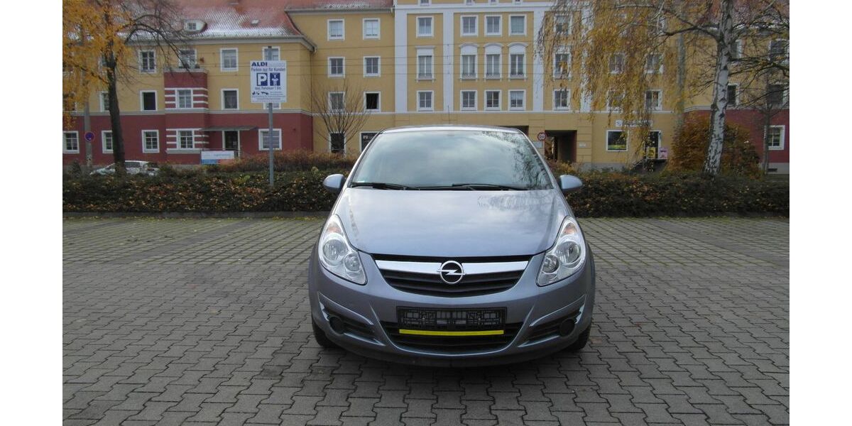 Opel Corsa 89.350 km 3.799 &euro; Dresden 01237