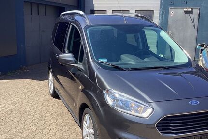 Ford Tourneo Courier 74.000 km 10.590 &euro; Bremen 28309