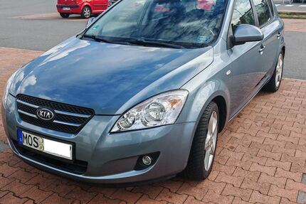Kia ceed / Ceed 257.200 km 3.199 € Siegelsbach 74936