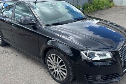 Audi A3 167.000 km 4.999 &euro; Oberndorf a.N. - Aistaig 78727