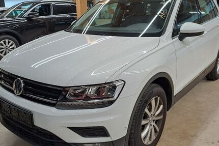 VW Tiguan 145.886 km 18.990 &euro; Cremlingen 38162