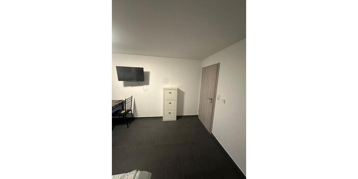 Erdgeschoßwohnung Ludwigshafen am Rhein Ludwigshafen-Oggersheim - 1 Zimmer, 28 m&sup2;, 700&euro; | Angebot:25976009