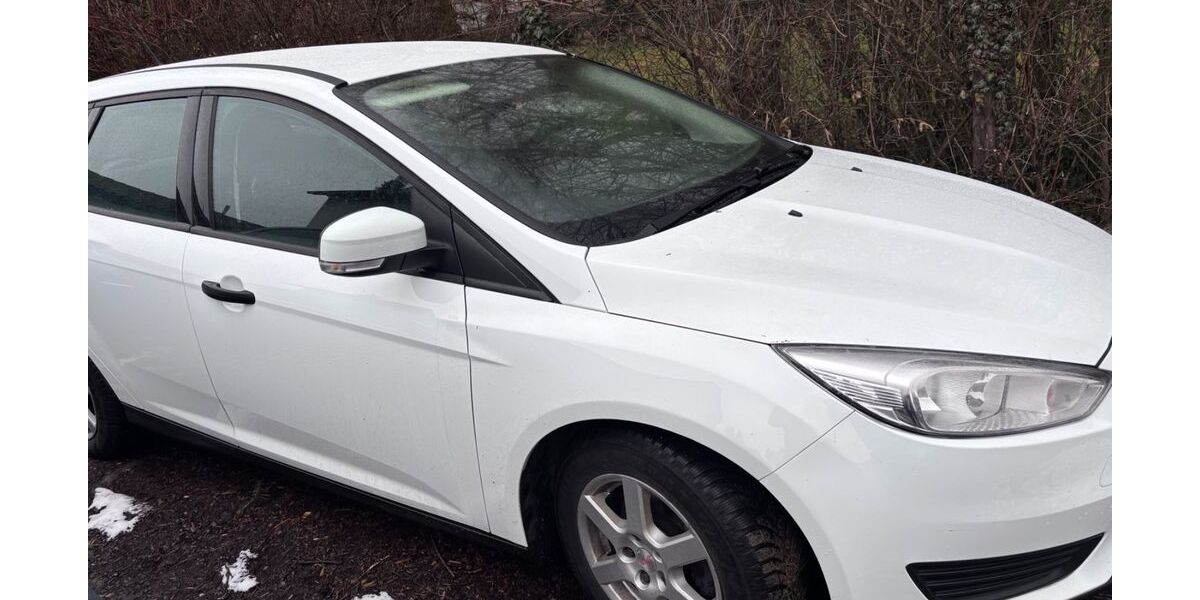 Ford Focus 76.900 km 6.790 &euro; Sontheim/Brenz 89567