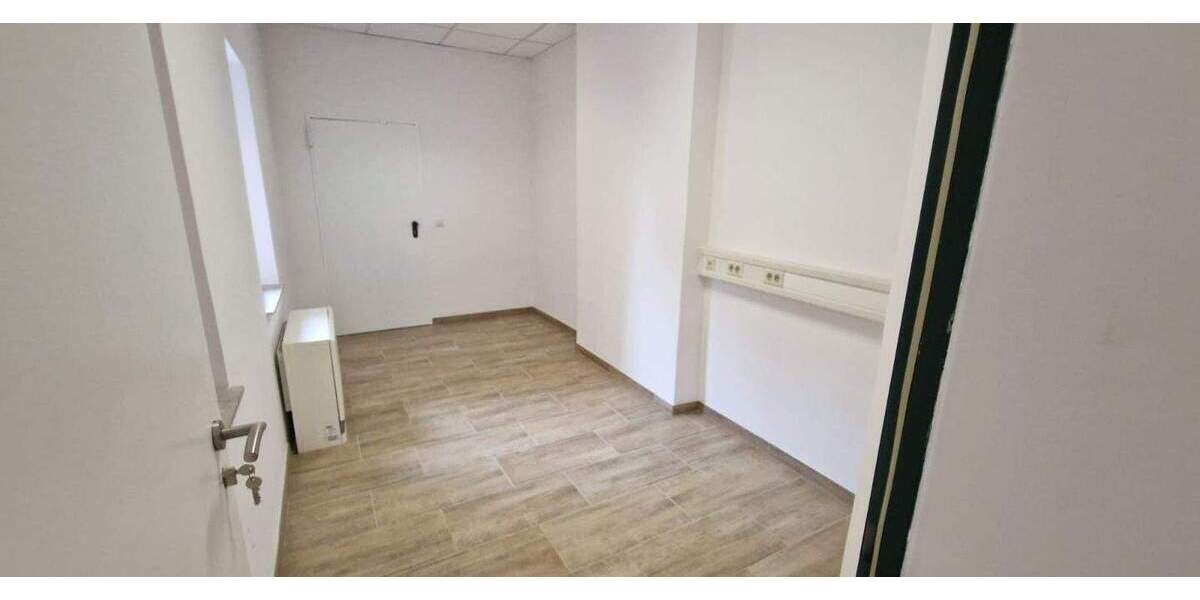 Gewerbeobjekt Bitterfeld-Wolfen Bitterfeld - 2 Zimmer, 62 m&sup2;, 350&euro; | Angebot:25835263