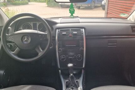 Mercedes-Benz B 180 249.000 km 3.500 &euro; Wörrstadt 55286