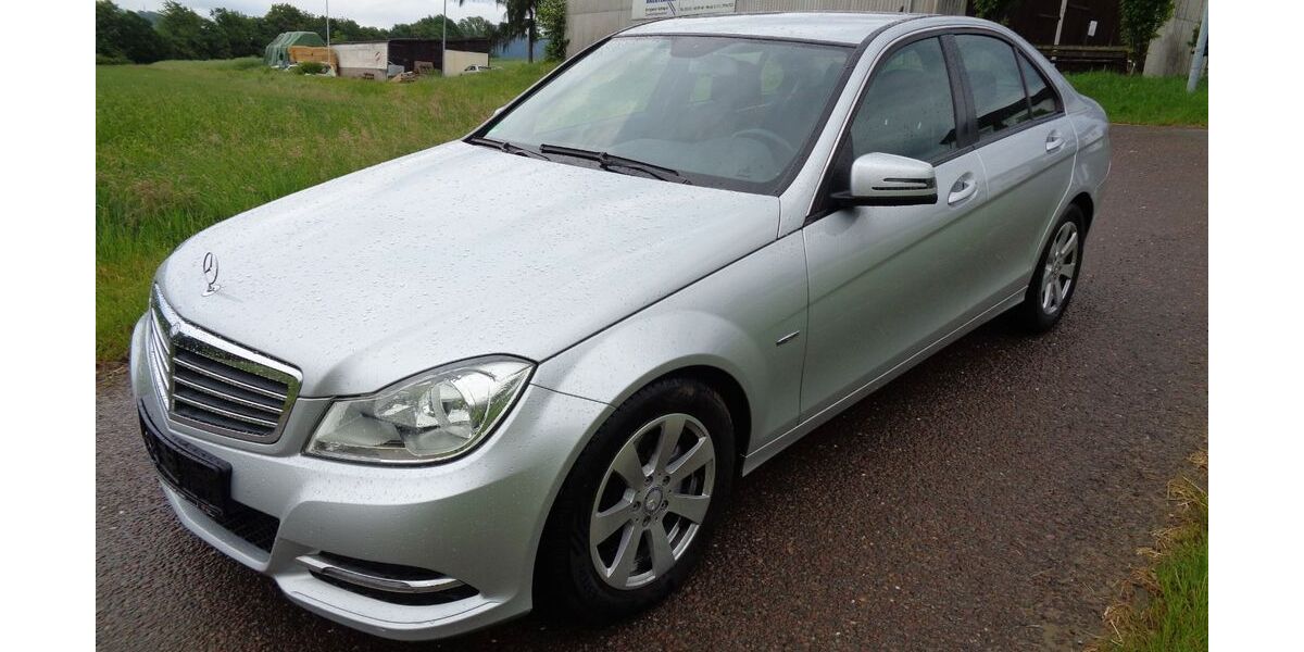 Mercedes-Benz C 180 52.300 km 10.850 &euro; Hehlen 37619
