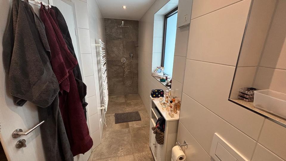 4-Zimmer-Reihenmittelhaus mit Balkon und Terrasse in Eichenried 4 zimmer