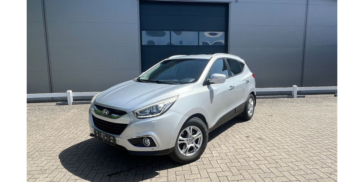 Hyundai ix35 156.600 km 8.999 &euro; Ganderkesse 27777