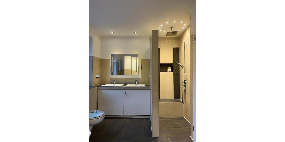 Einfamilienhaus Barmstedt - 11 Zimmer, 380 m&sup2;, 799.000&euro; | Angebot:26040232