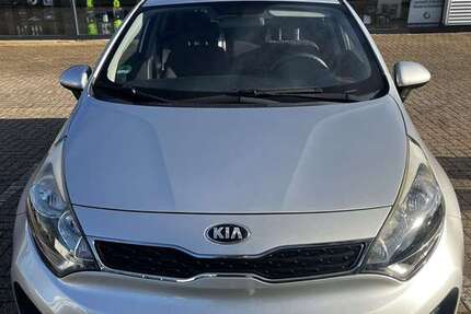Kia Rio 98.500 km 5.700 &euro; Wegberg 41844