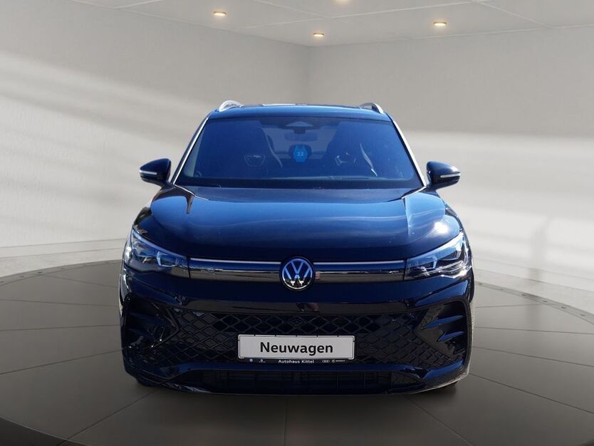VW Tiguan 17.500 km 48.990 € Weißenfels 06667