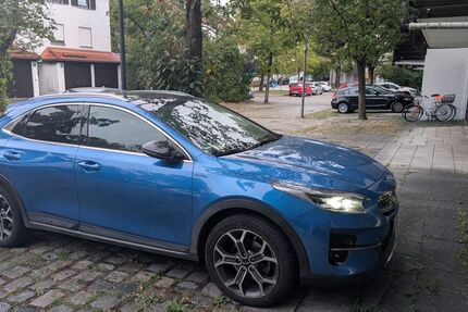 Kia XCeed 67.093 km 17.500 &euro; München 80638