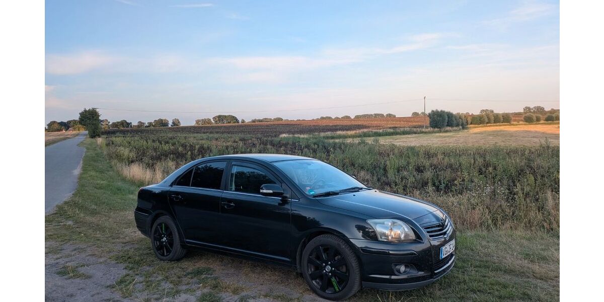 Toyota Avensis 313.000 km 1.300 &euro; Wolgast 17438