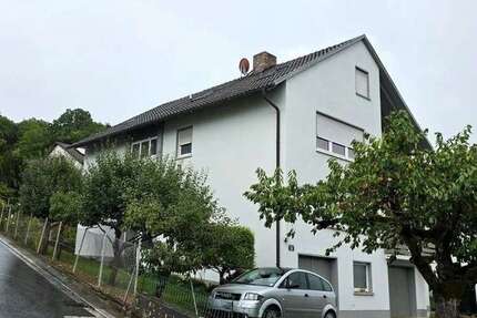 Haus zum Kaufen in Dittelbrunn 399.900 € 250 m²