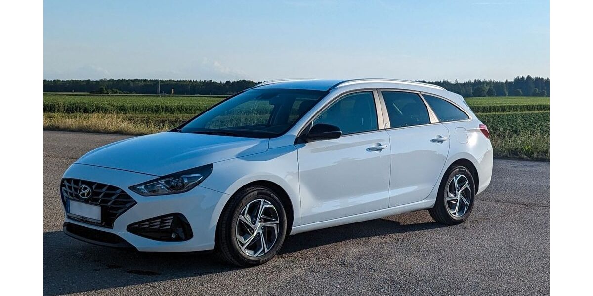 Hyundai i30 71.500 km 15.000 &euro; Hohenbrunn 85652