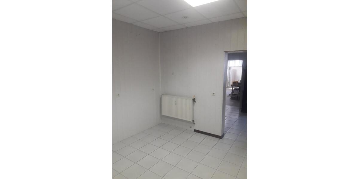 Gewerbeobjekt Hohenmölsen - 600&euro; | Angebot:25303172