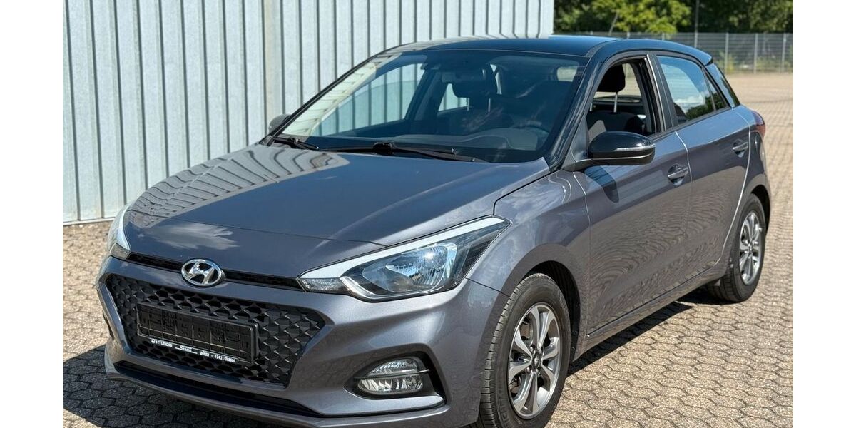 Hyundai i20 69.750 km 9.750 &euro; Düren 52349