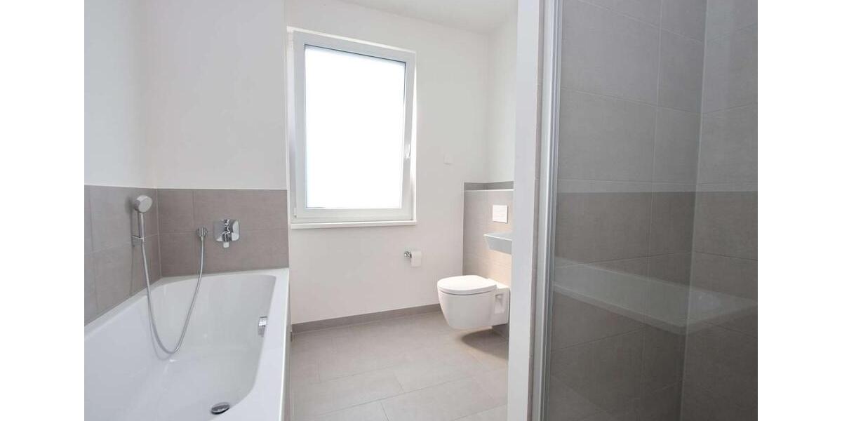 Etagenwohnung Berlin Treptow-Köpenick - 5 Zimmer, 129 m&sup2;, 2.149&euro; | Angebot:25511708