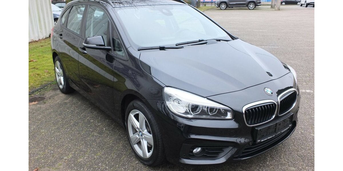 BMW 218 Active Tourer ADVANTAGE NAVI PARKASISSTENT SHZ 124.575 km 10.908 &euro; Köln 50858