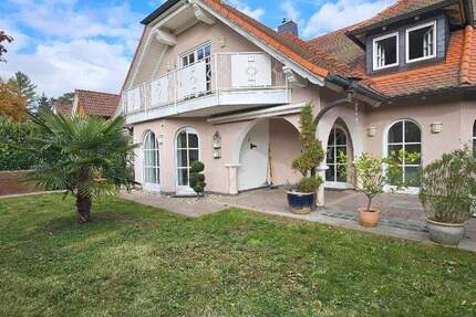 Haus Hösbach - 7 Zimmer, 211 m&sup2;, 860.000&euro; | Angebot:25399421