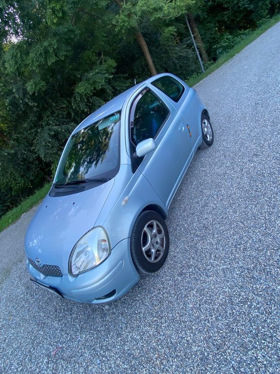 Yaris