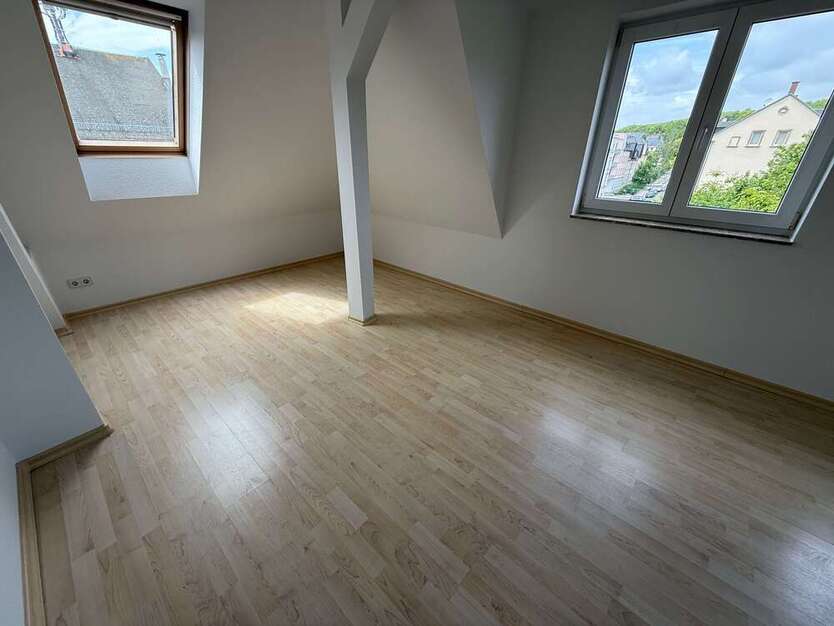 Wohnung zum Mieten in Chemnitz 261 € 45.54 m²