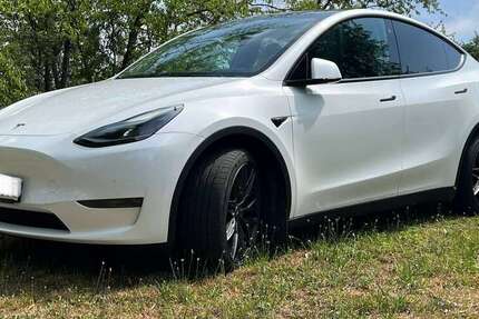 Tesla Model Y 95.000 km 34.900 &euro; Pfedelbach 74629