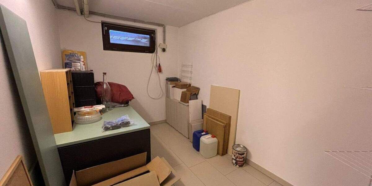 Mehrfamilienhaus, Wohnhaus Bad Füssing Würding - 7 Zimmer, 255 m&sup2;, 850.000&euro; | Angebot:25776956