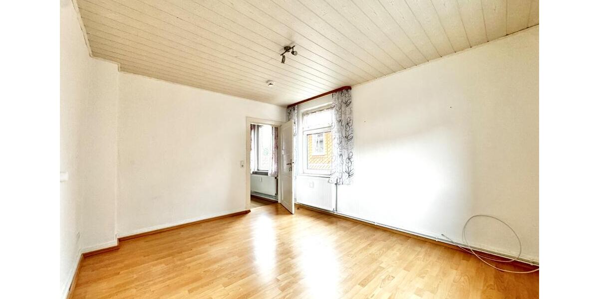 Etagenwohnung Bleckede - 6 Zimmer, 147 m&sup2;, 1.225&euro; | Angebot:26350832