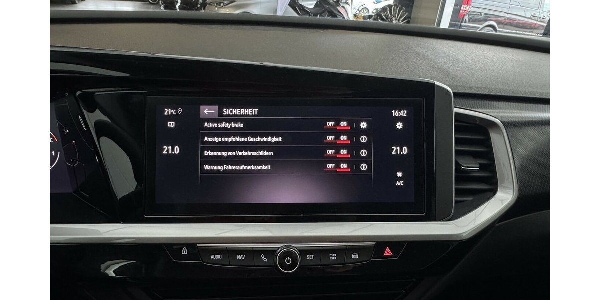 Opel Grandland 1.2 Turbo GS Line CarPlay Cam 7.412 km 19.220 &euro; Lich 35423