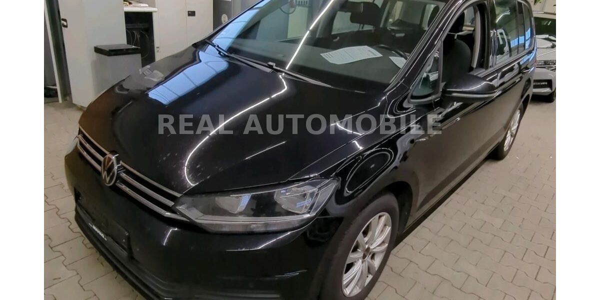 VW Touran 196.000 km 14.299 &euro; Frankfurt am Main 65933