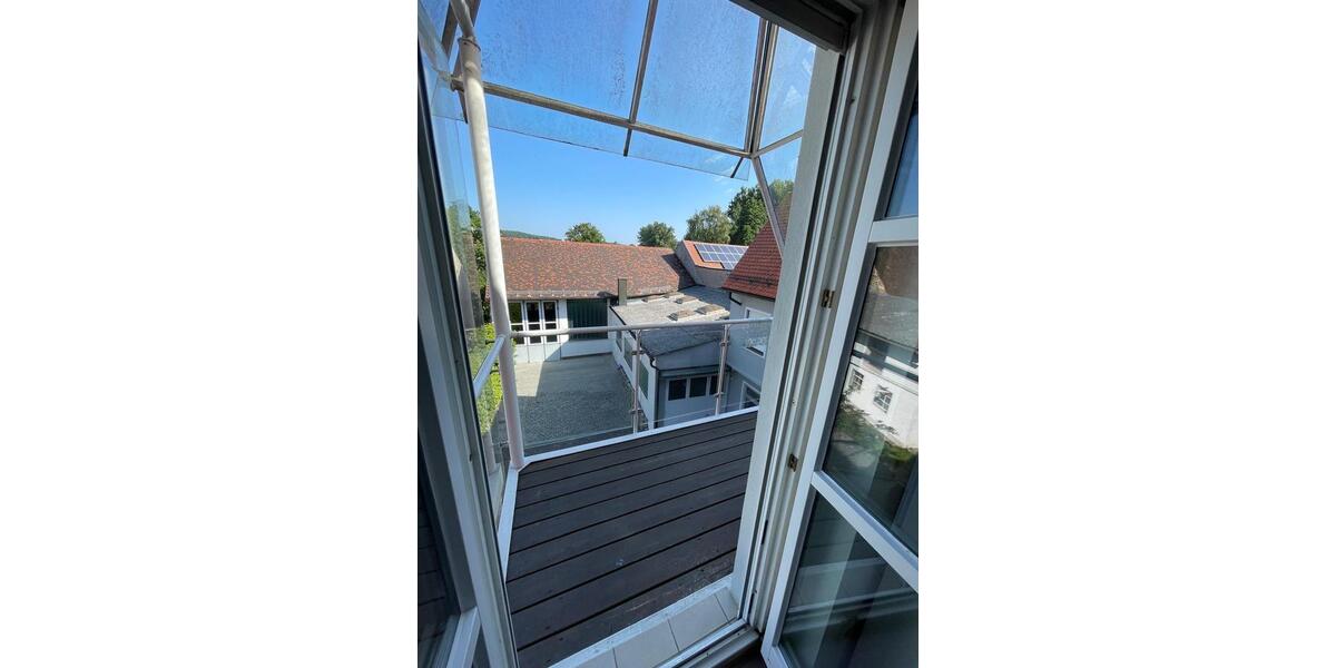 Dachgeschoßwohnung Hirschau - 3 Zimmer, 69 m&sup2;, 560&euro; | Angebot:26664471