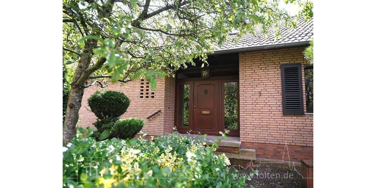 Einfamilienhaus Leer (Ostfriesland) - 6 Zimmer, 160 m&sup2;, 1.195&euro; | Angebot:26905193